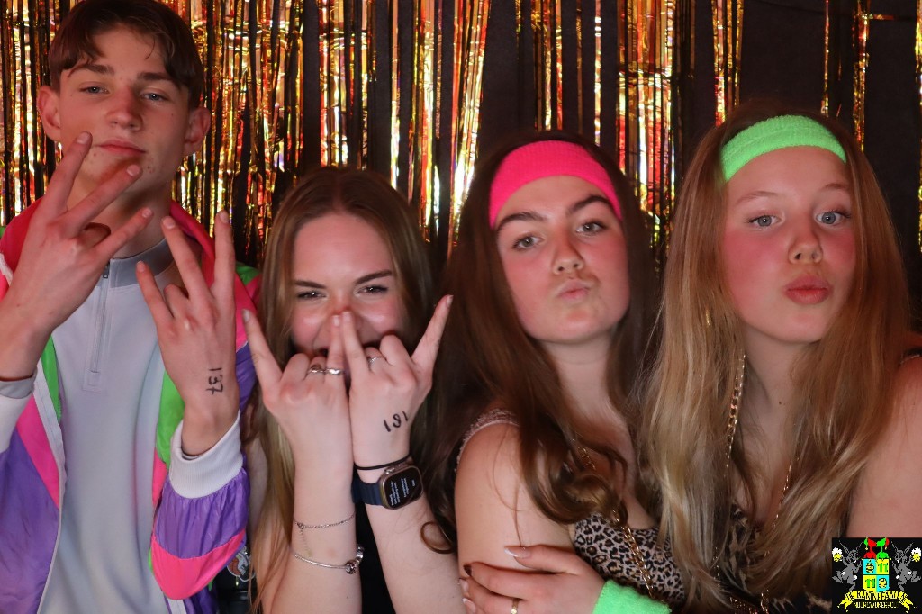 ../Images/Jeugd Opwarmbal Photobooth 108.jpg